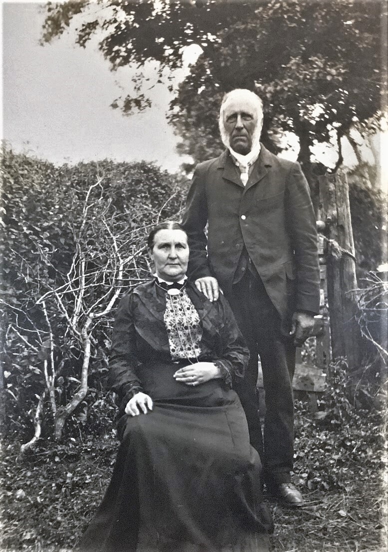 Possibly John and Nancy (Getty) Thompson